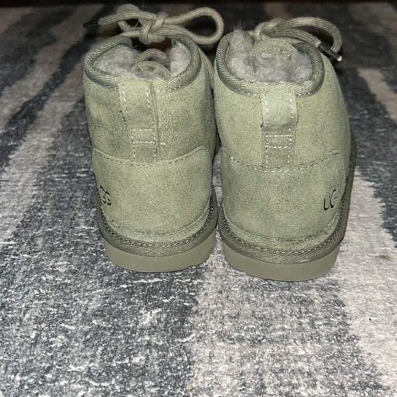 Ugg Booties Size 4 - Picture 4 of 5